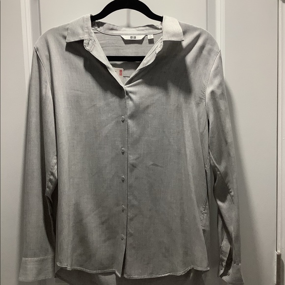 Uniqlo - NWT Rayon Blouse - Picture 2 of 5